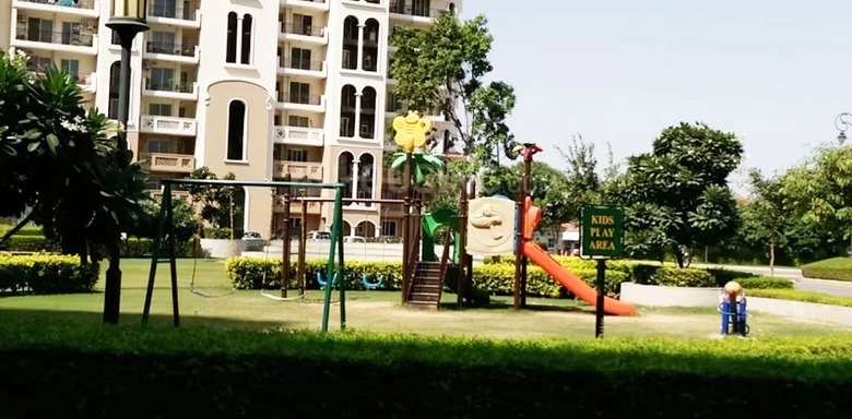 DLF New Town Heights I — Landscaped Gardens
