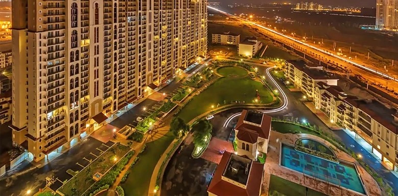DLF New Town Heights II — Clubhouse & Amenities