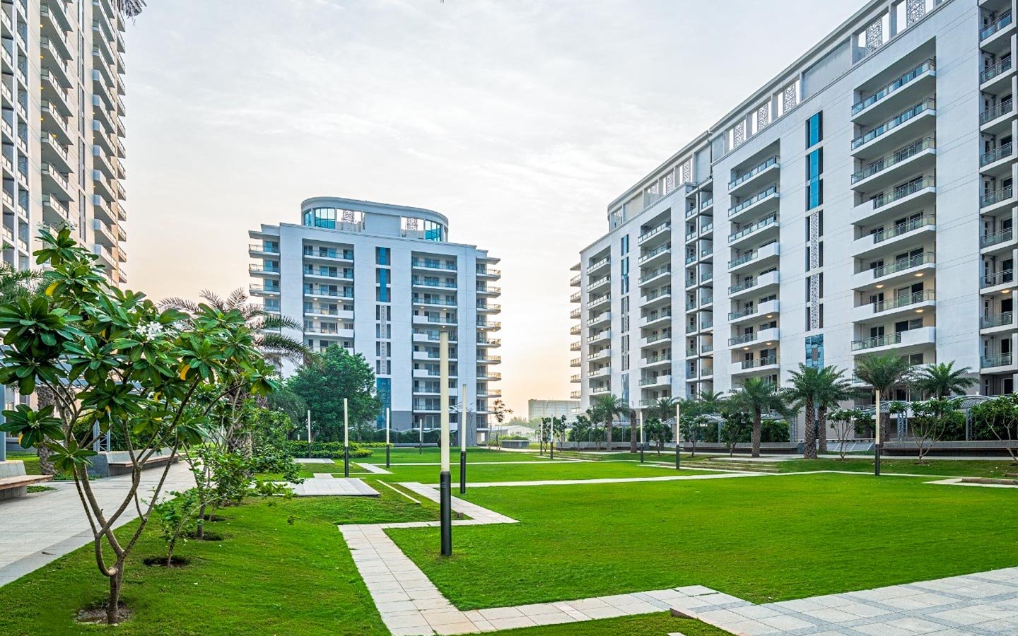DLF The Ultima — Amenities