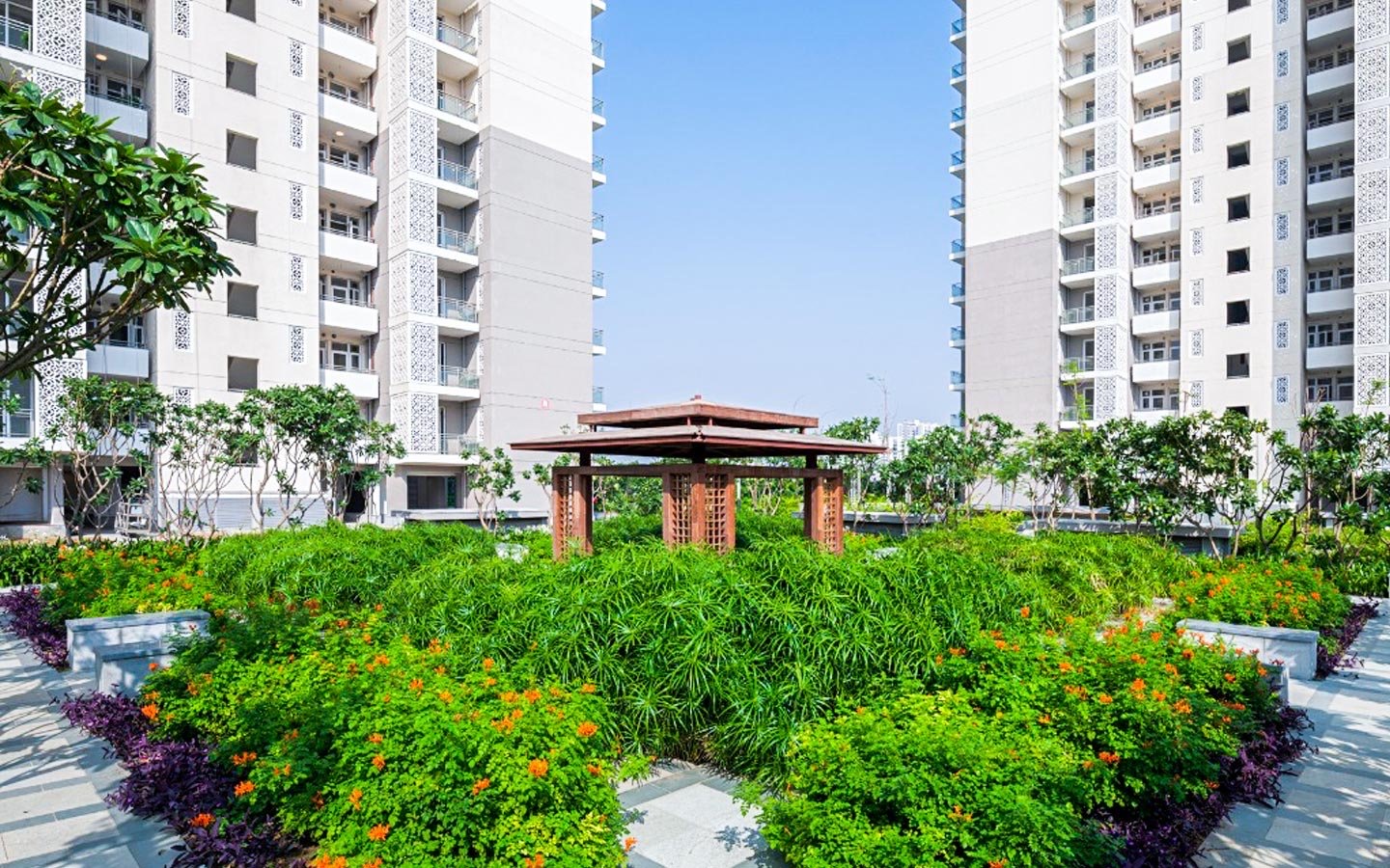 DLF The Ultima — Landscaped Gardens