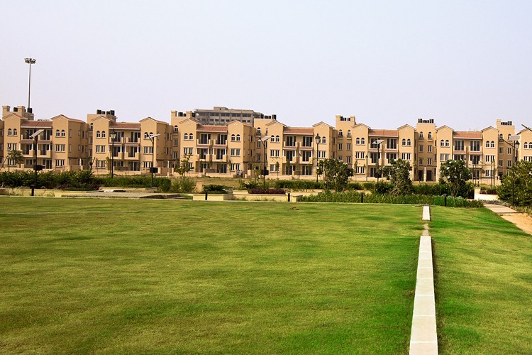 Emaar Emerald Hills — Clubhouse & Amenities