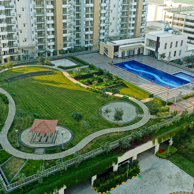 Emaar Imperial Gardens — Clubhouse & Amenities
