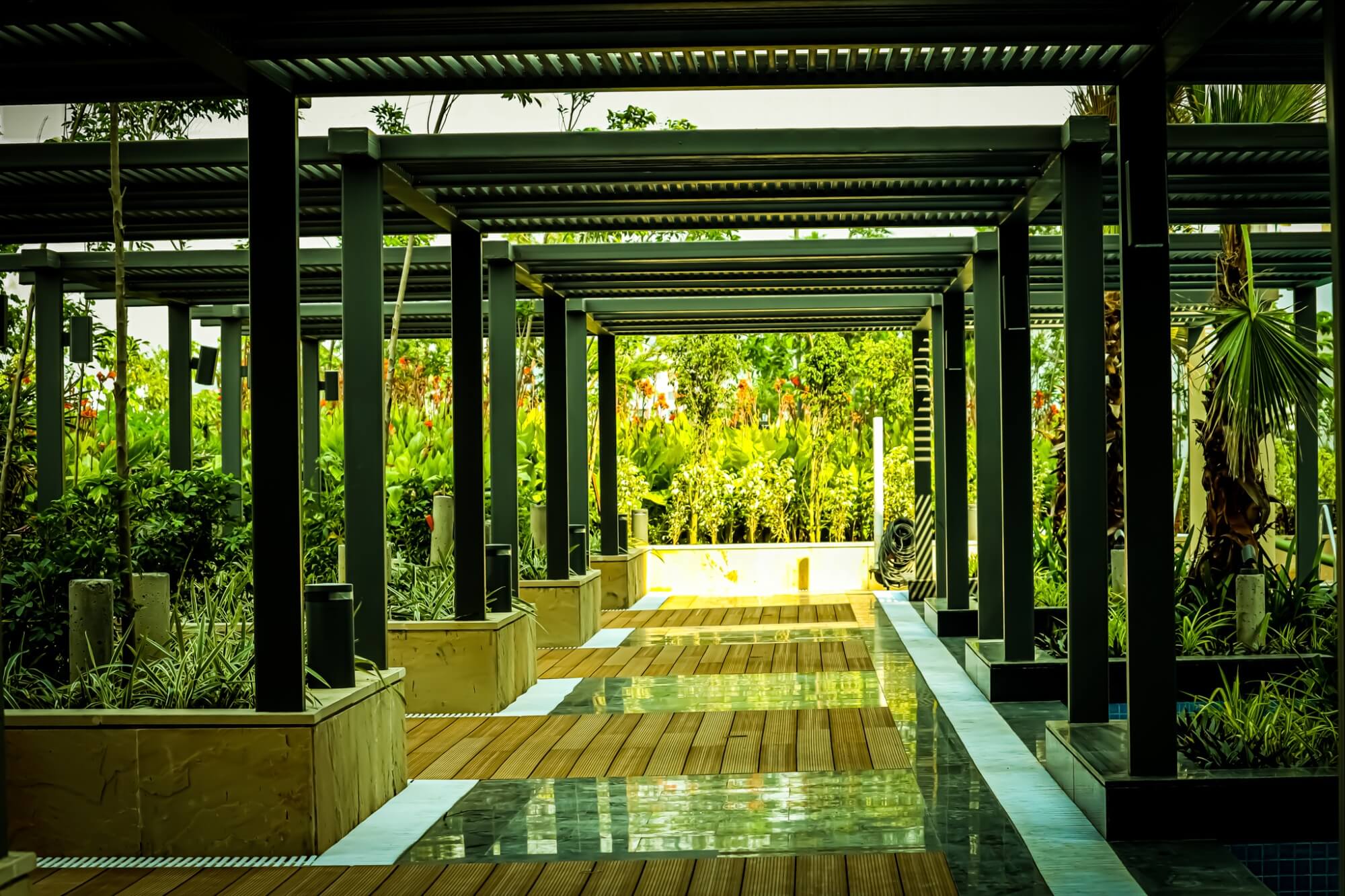 Mapsko Mountville — Garden Walkway