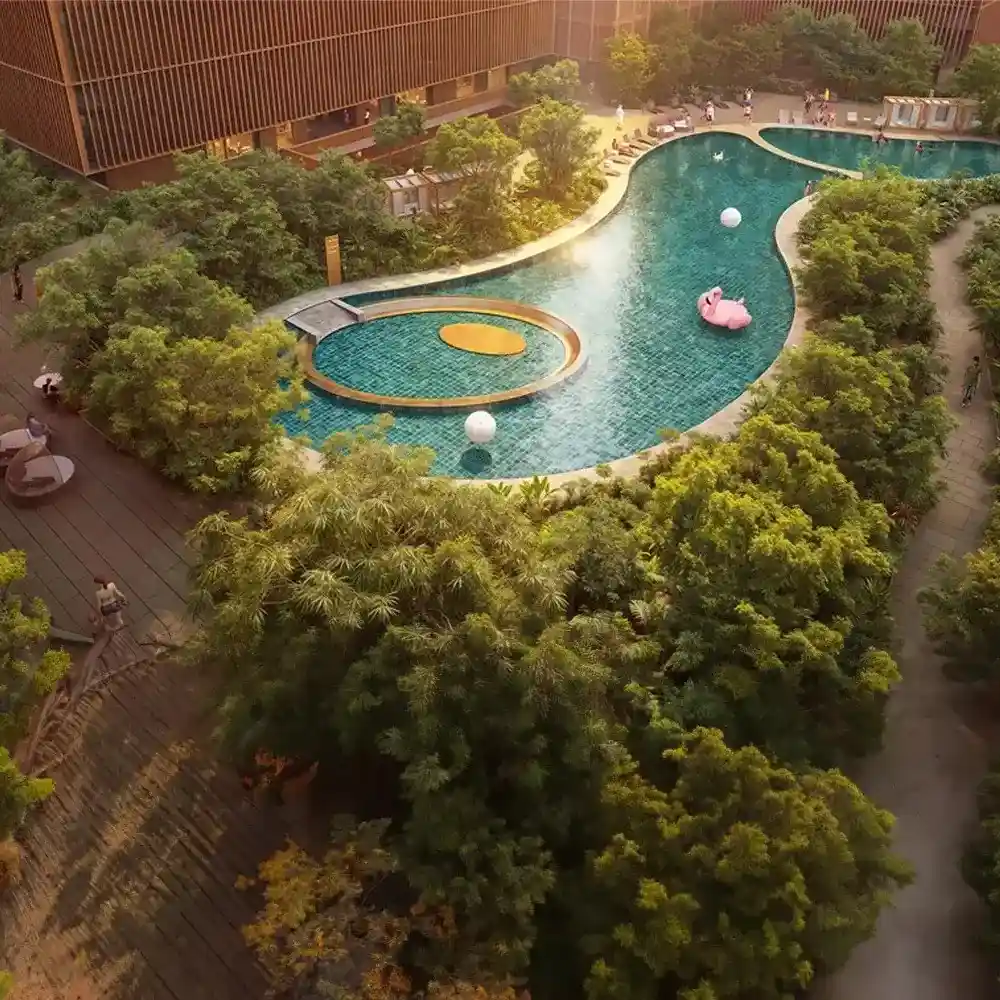 Max Estate 360 — towers with golf putting green