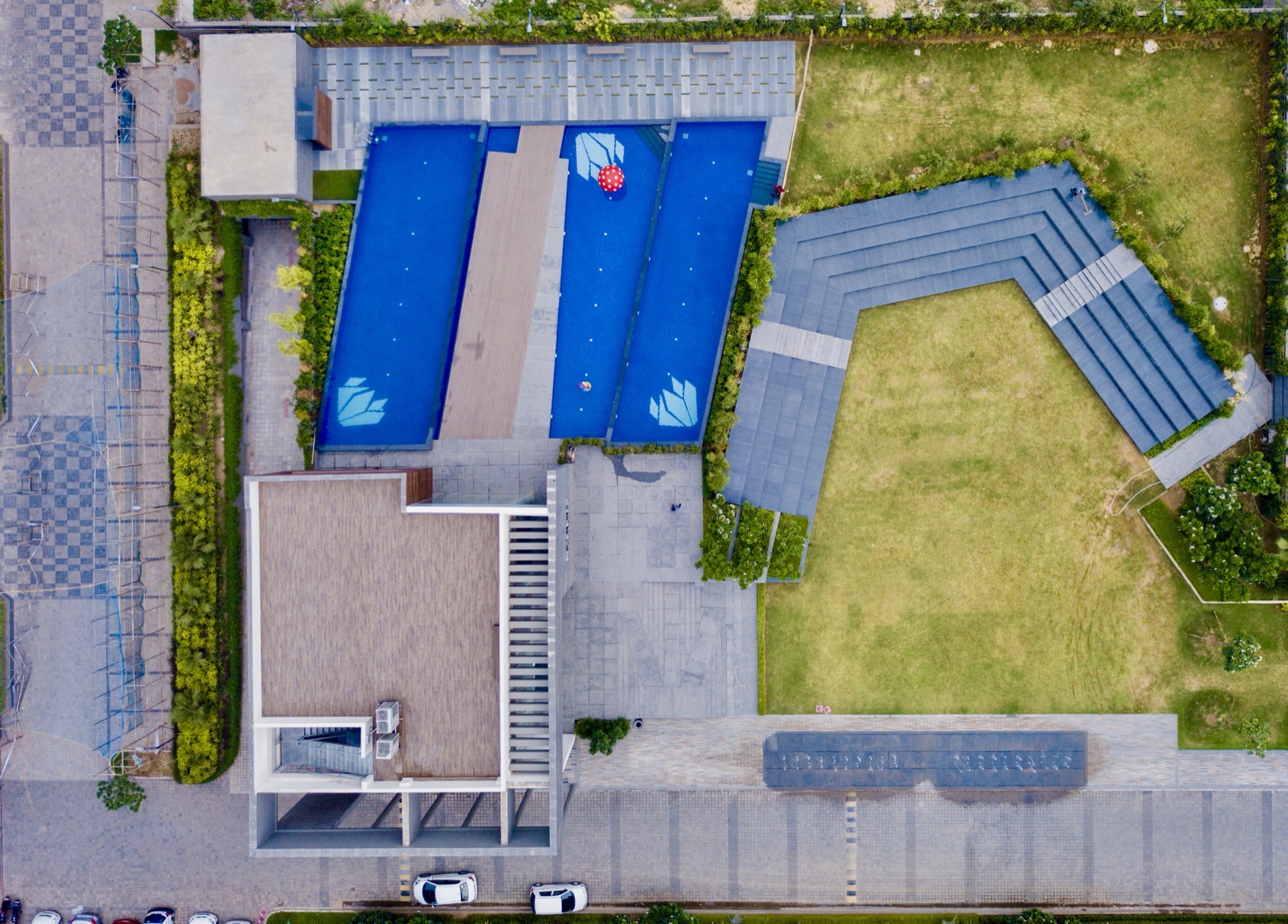 Tulip Violet — Clubhouse & Amenities